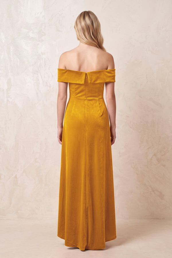 Off - the - Shoulder Sheath Velvet Midi Bridesmaid Dress in Gold - KISS BRIDAL Bridesmaid Dresses