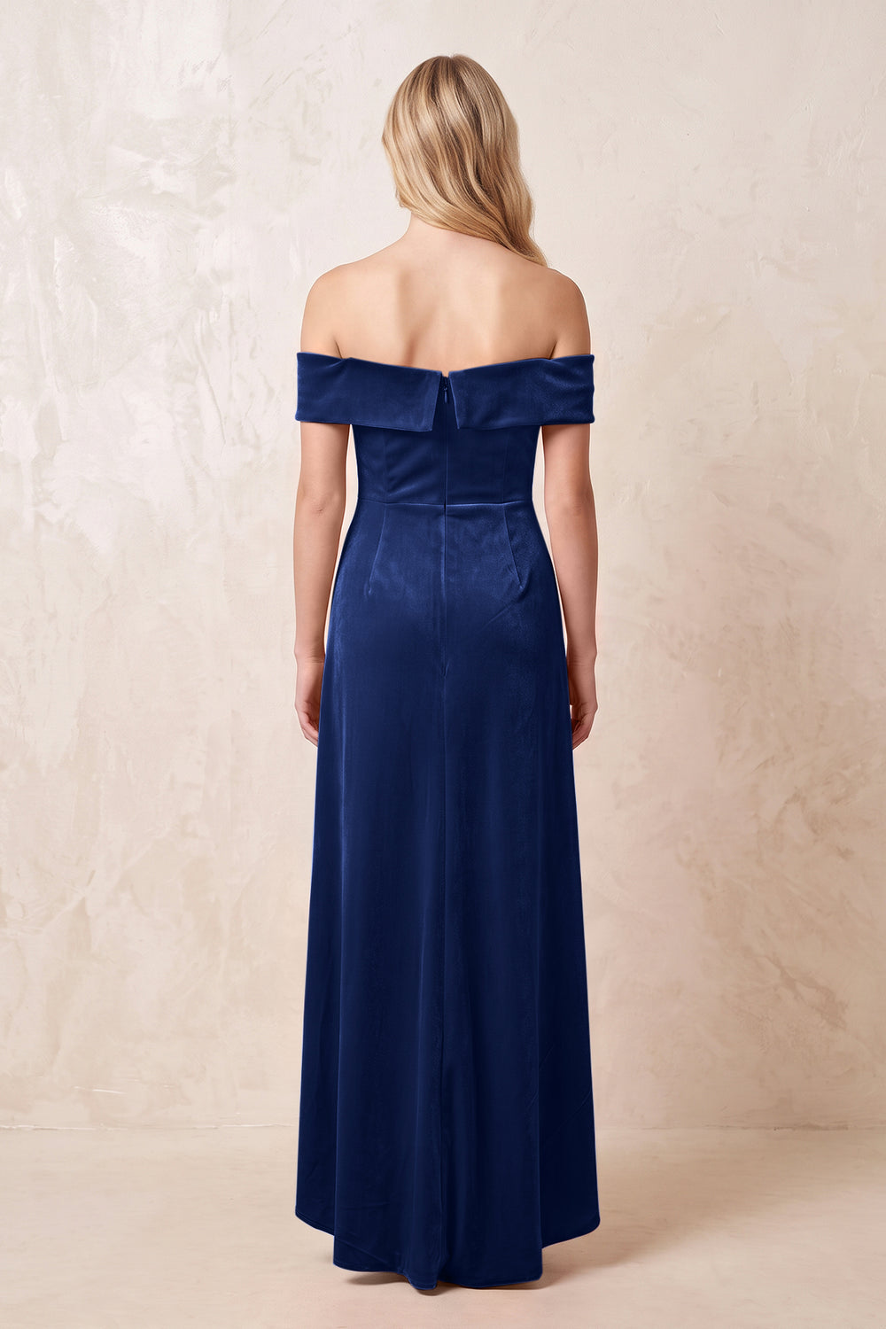 Off-the-Shoulder Sheath Velvet Midi Bridesmaid Dress in Royal Blue