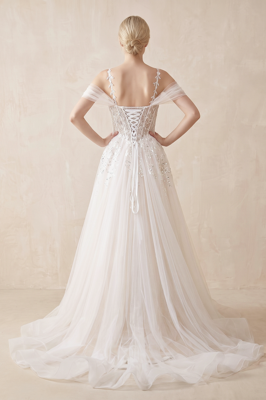 A-Line Off-The-Shoulder Tulle Wedding Dresses in Ivory