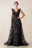 Appliqued Plunge Mermaid Tulle Wedding Dress in Black - KISS BRIDAL Wedding Dresses