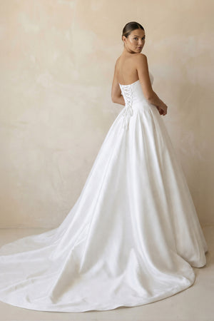 Ball Gown Sweetheart Satin Wedding Dresses in White - KISS BRIDAL Wedding Dresses