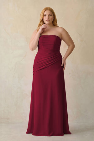 Berry Sheath Chiffon Strapless Pleated Bridesmaid Dress (3) | KISSBRIDAL[sizeplus]