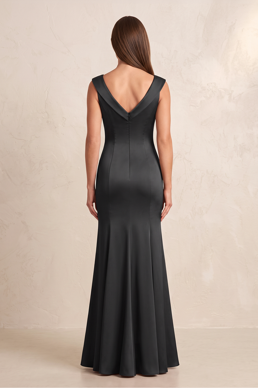 Black Bateau Neck Mermaid Satin Embroidered Mother of the Bride Dress