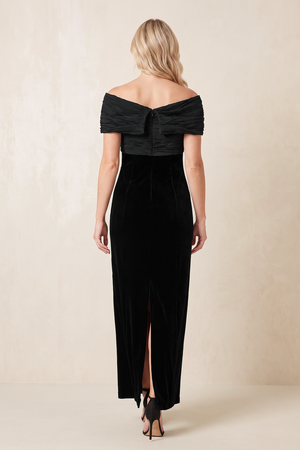 Black Off-the-Shoulder Sheath Velvet Ruched Mother of the Bride Dress (2) | KISSBRIDAL