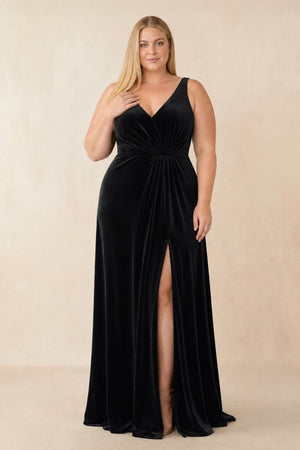 Black V-Neck Ruched A-Line Velvet Bridesmaid Dress | KISSPROM