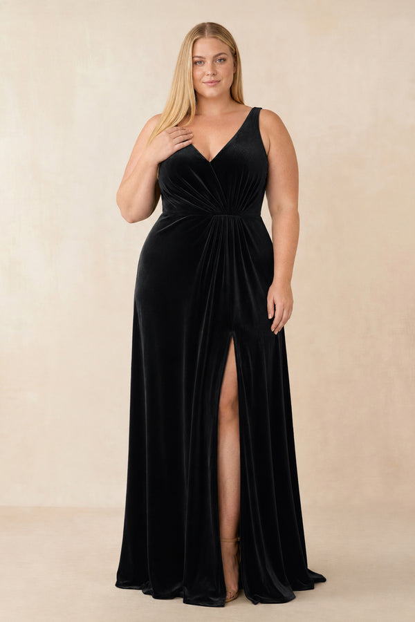 Black V-Neck Ruched A-Line Velvet Bridesmaid Dress | KISSPROM