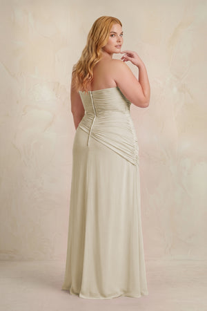 Dove Gray Sheath Chiffon Strapless Pleated Bridesmaid Dress (4) | KISSBRIDAL[sizeplus]