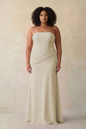 Dove Gray Sheath Chiffon Strapless Pleated Bridesmaid Dress | KISSBRIDAL[sizeplus]