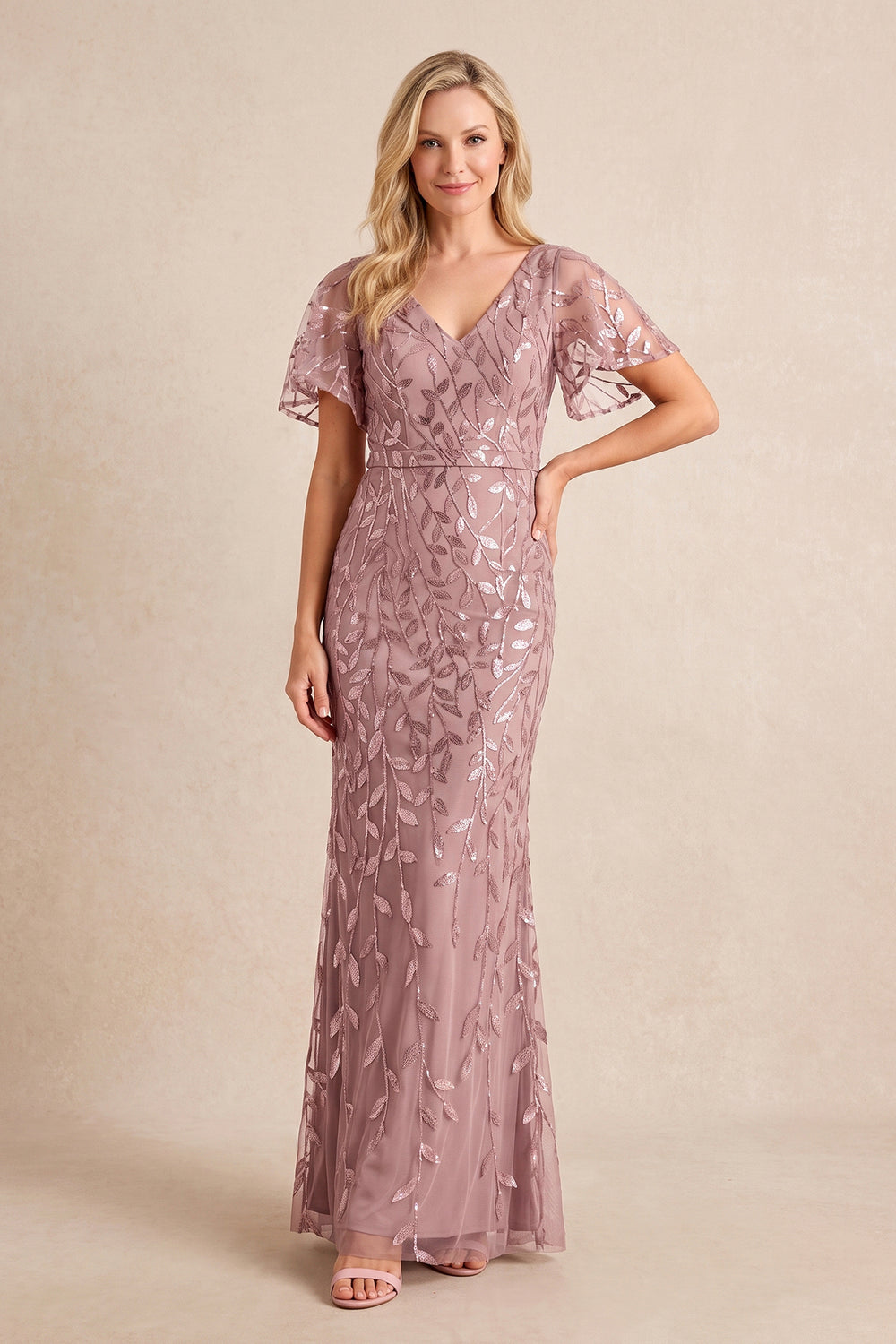 Dusty Rose V-Neck Sheath Tulle Appliqued Mother of the Bride Dress with Sleeves