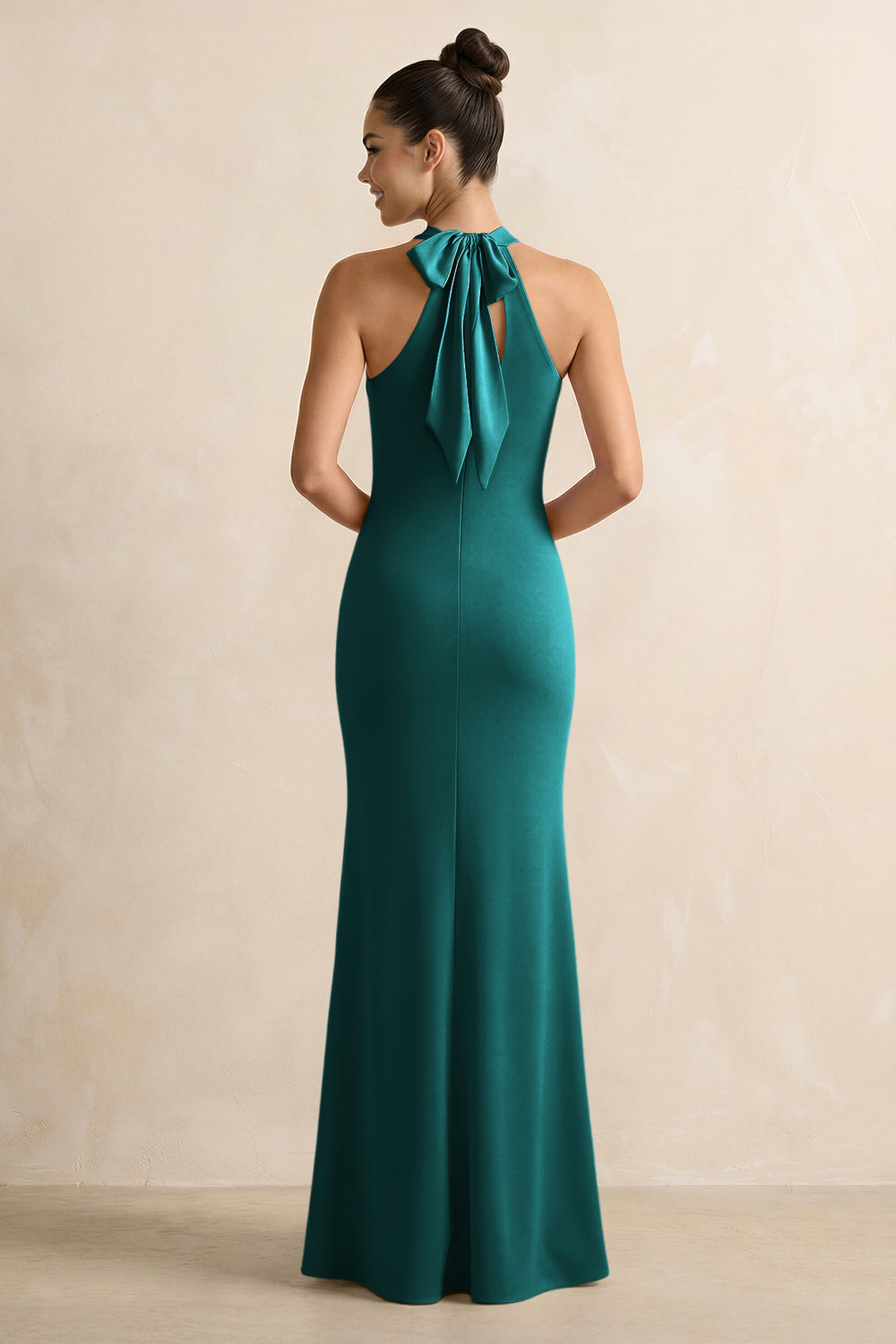 Crisscross Halter Sheath Satin Bridesmaid Dress with Bow in Emerald