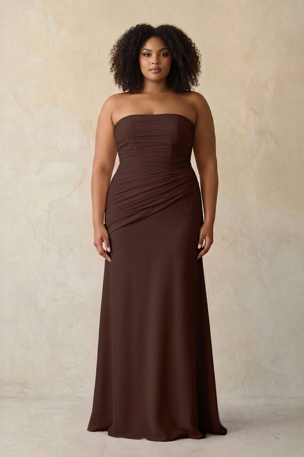 Espresso Sheath Chiffon Strapless Pleated Bridesmaid Dress | KISSBRIDAL[sizeplus]