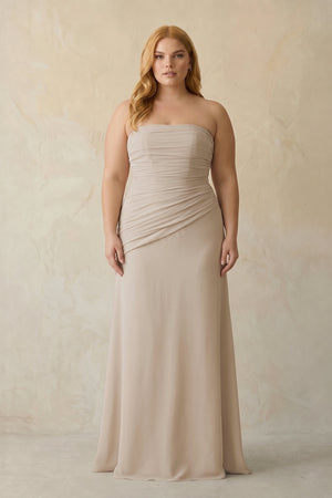 Frost Sheath Chiffon Strapless Pleated Bridesmaid Dress (3) | KISSBRIDAL[sizeplus]