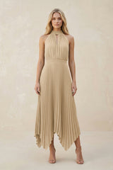 Halter Neck Pleated A-Line Chiffon Bridesmaid Dress in Champagne | KISSBRIDAL