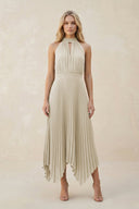 Halter Neck Pleated A - Line Chiffon Bridesmaid Dress in Dove Gray - SHE IS ME Bridesmaid Dresses