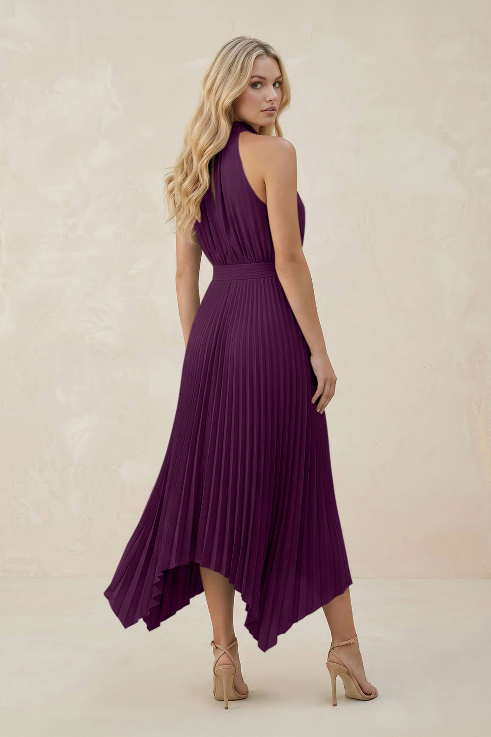 Halter Neck Pleated A-Line Chiffon Bridesmaid Dress in Fig