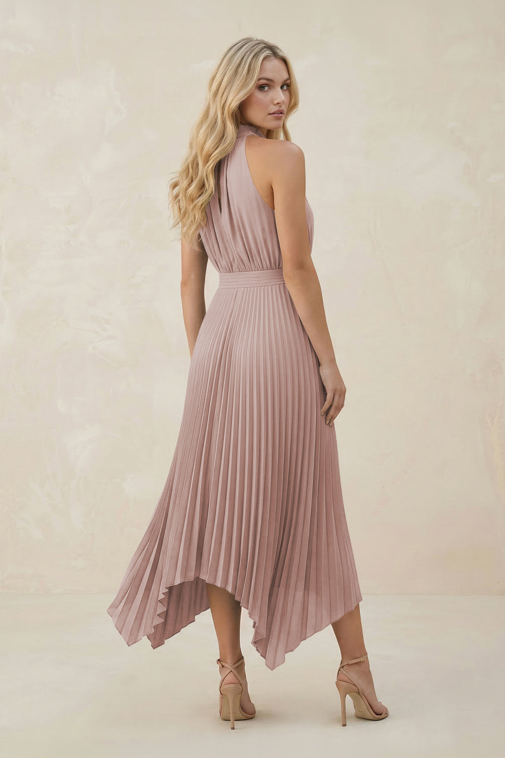 Halter Neck Pleated A-Line Chiffon Bridesmaid Dress in Toffee