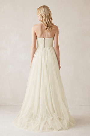 Ivory A-Line Sweetheart Tulle Long Wedding Dresses (2) | KISSBRIDAL