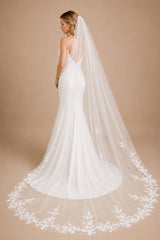 Luxurious 3M Bridal Veil With Comb in White - KISS BRIDAL Wedding Veils