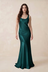 Mermaid Scoop Neck Satin Bridesmaid Dress with Bow in Emerald - KISS BRIDAL Bridesmaid Dresses
