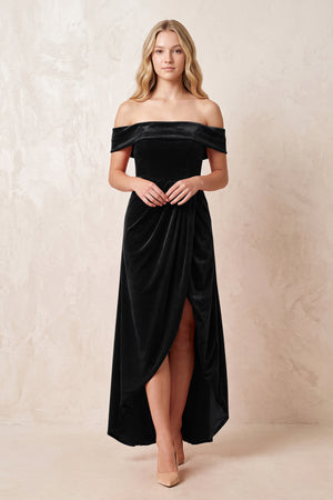 Off - the - Shoulder Sheath Velvet Midi Bridesmaid Dress in Black - KISS BRIDAL Bridesmaid Dresses
