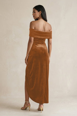 Off - the - Shoulder Sheath Velvet Midi Bridesmaid Dress in Brown - KISS BRIDAL Bridesmaid Dresses