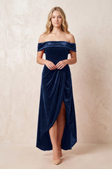 Off - the - Shoulder Sheath Velvet Midi Bridesmaid Dress in Dark Navy - KISS BRIDAL Bridesmaid Dresses