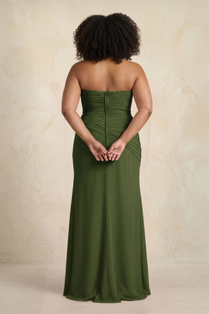 Olive Sheath Chiffon Strapless Pleated Bridesmaid Dress (2) | KISSBRIDAL[sizeplus]