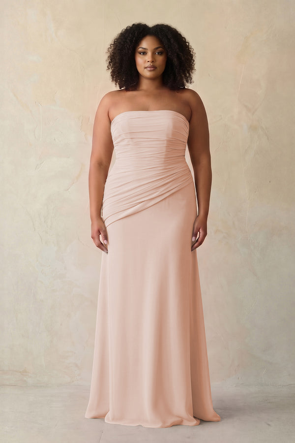 Pale Blush Sheath Chiffon Strapless Pleated Bridesmaid Dress | KISSBRIDAL[sizeplus]