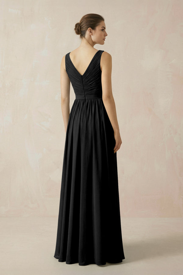 A-Line V-Neck Pleated Chiffon Bridesmaid Dress in Black - SHE IS ME BRIDESMAID DRESSES