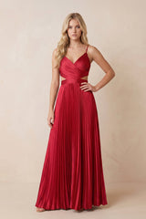 Pleated Keyhole A-Line Maxi Dress in Ruby Red – KISS BRIDAL Dresses