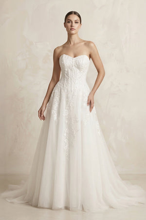 Sweetheart Appliqued Tulle A - Line Wedding Dress in White - SHE IS ME Wedding Dresses