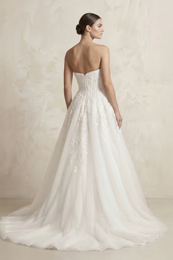 Sweetheart Appliqued Tulle A - Line Wedding Dress in White - SHE IS ME Wedding Dresses