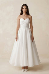 Sweetheart Chiffon A - Line Ruched Wedding Dress in White - KISS BRIDAL Wedding Dresses