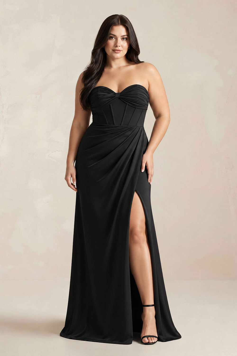 Sweetheart Corset Ruched Bridesmaid Dress in Black