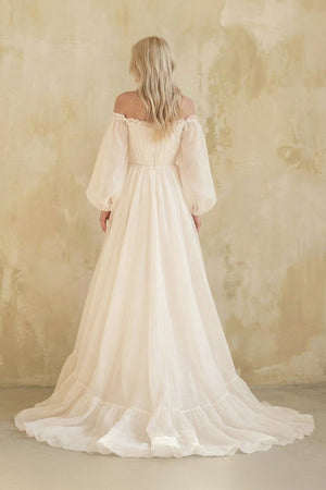 Sweetheart Long Sleeves Tulle Wedding Dress in Ivory - SHE IS ME Wedding Dresses