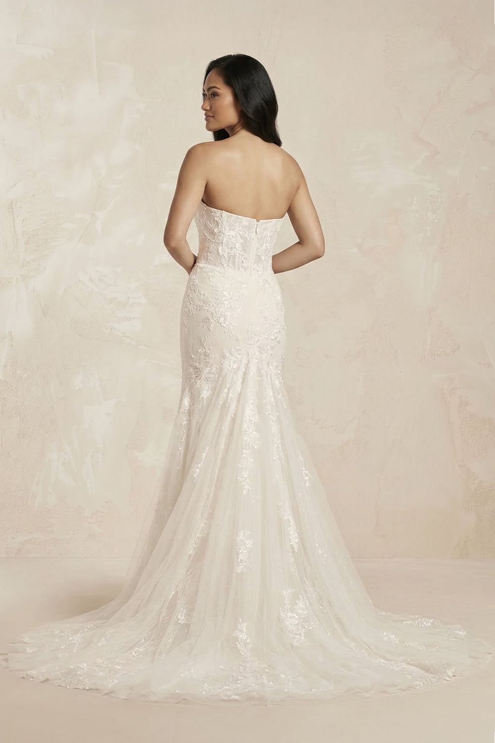 Sweetheart Mermaid Appliqued Tulle Wedding Dress in Ivory - KISS BRIDAL Wedding Dresses