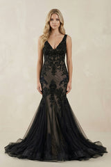 V - Neck Mermaid Appliqued Tulle Wedding Dress in Black - KISS BRIDAL Wedding Dresses