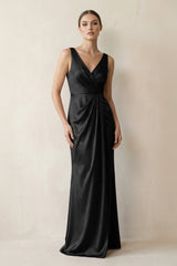 V - Neck Satin Ruched Sheath Bridesmaid Dress in Black - KISS BRIDAL Bridesmaid Dresses