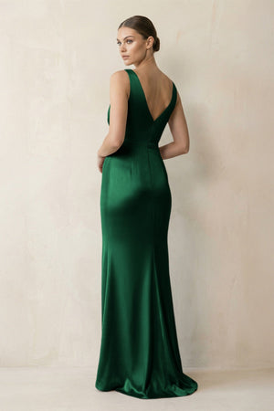 V - Neck Satin Ruched Sheath Bridesmaid Dress in Green - KISS BRIDAL Bridesmaid Dresses