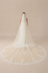 Vintage Floral Lace Bridal Wedding Veil With Comb in Ivory - KISS BRIDAL Wedding Veils