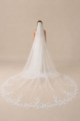 Vintage Floral Lace Bridal Wedding Veil With Comb in White - KISS BRIDAL Wedding Veils