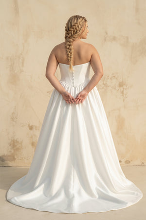 White Strapless Satin Ball-Gown Wedding Dress (2) [sizeplus] | KISSBRIDAL